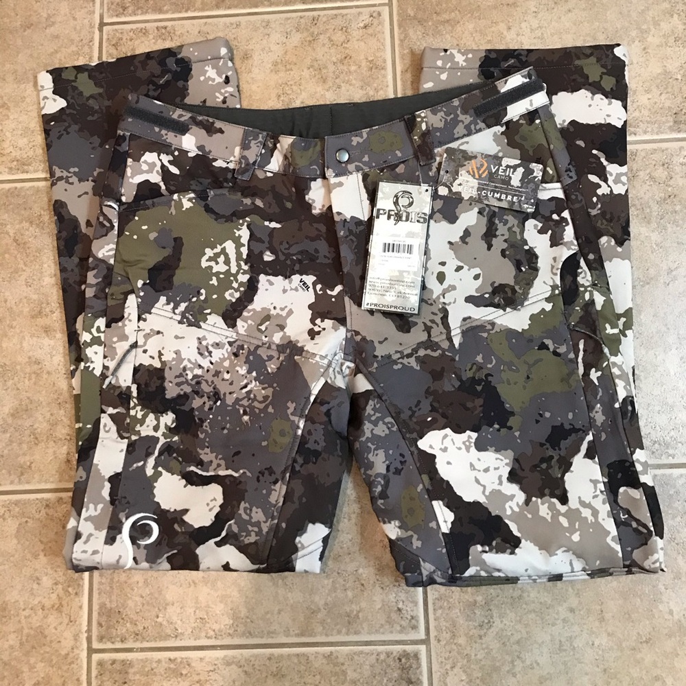 Camo hunting pants by Prios